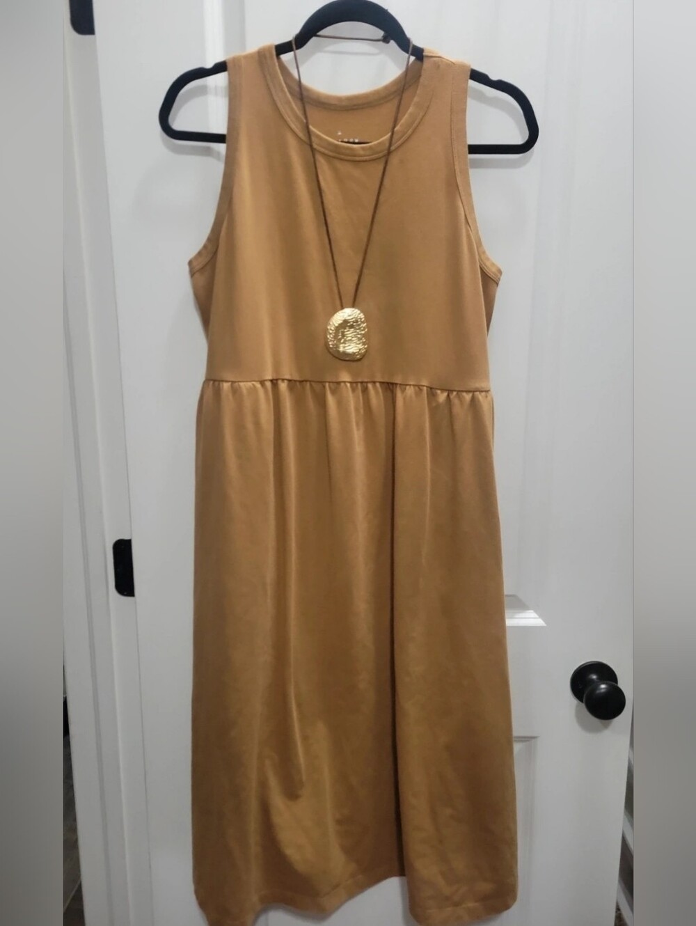 Sleeveless Casual Midi Dress in Camel